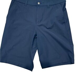 Lululemon Athletica Men's Blue Shorts size 30